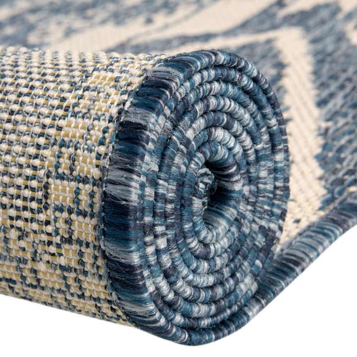 9' x 12' Easy-Clean Bohemian Indoor / Outdoor Rug