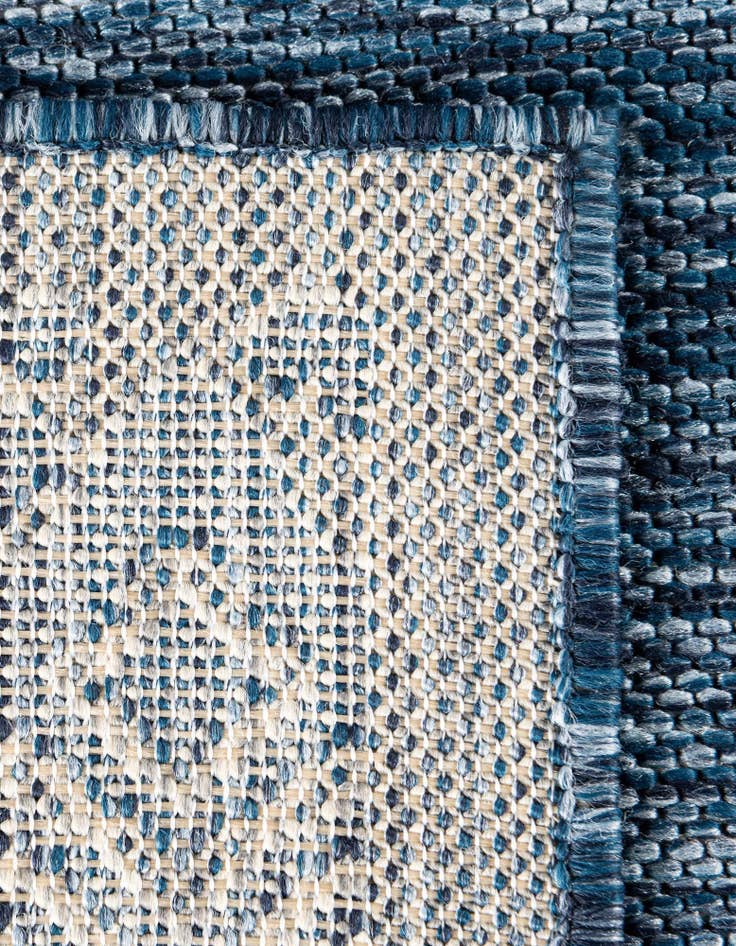 Detail image of 5' 3 x 8'  Washable Border Indoor / Outdoor Rug