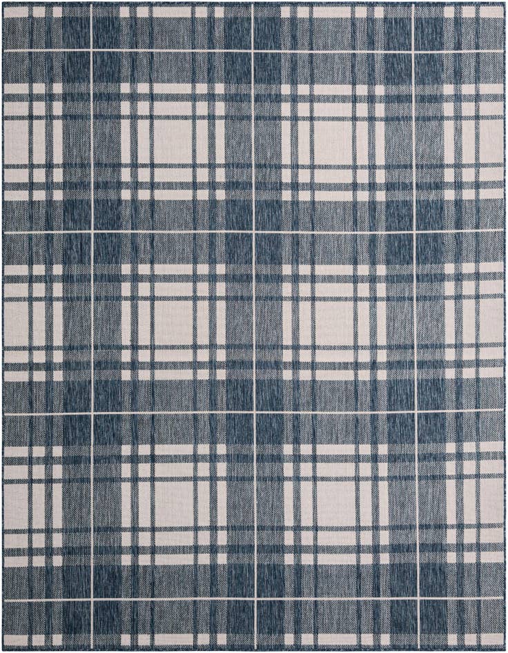 Detail image of 7' 10 x 10' Easy-Clean Checkered Indoor / Outdoor Rug