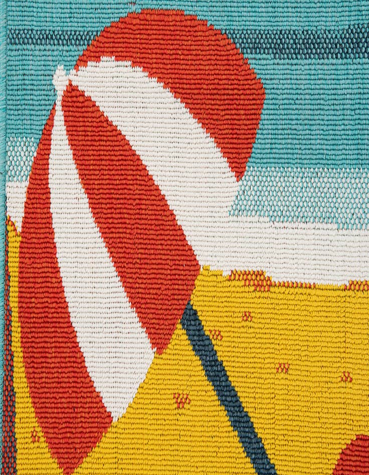 Detail image of 5' 3 x 7' 8  Washable Coastal Indoor / Outdoor Rug