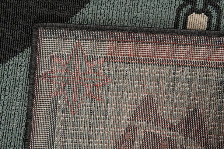 Detail image of 5' 3 x 7' 7 Easy-Clean Coastal Indoor / Outdoor Rug