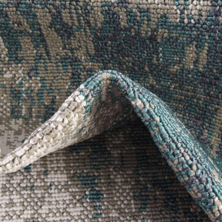 Detail image of 5' 3 x 8' Easy-Clean Coastal Indoor / Outdoor Rug
