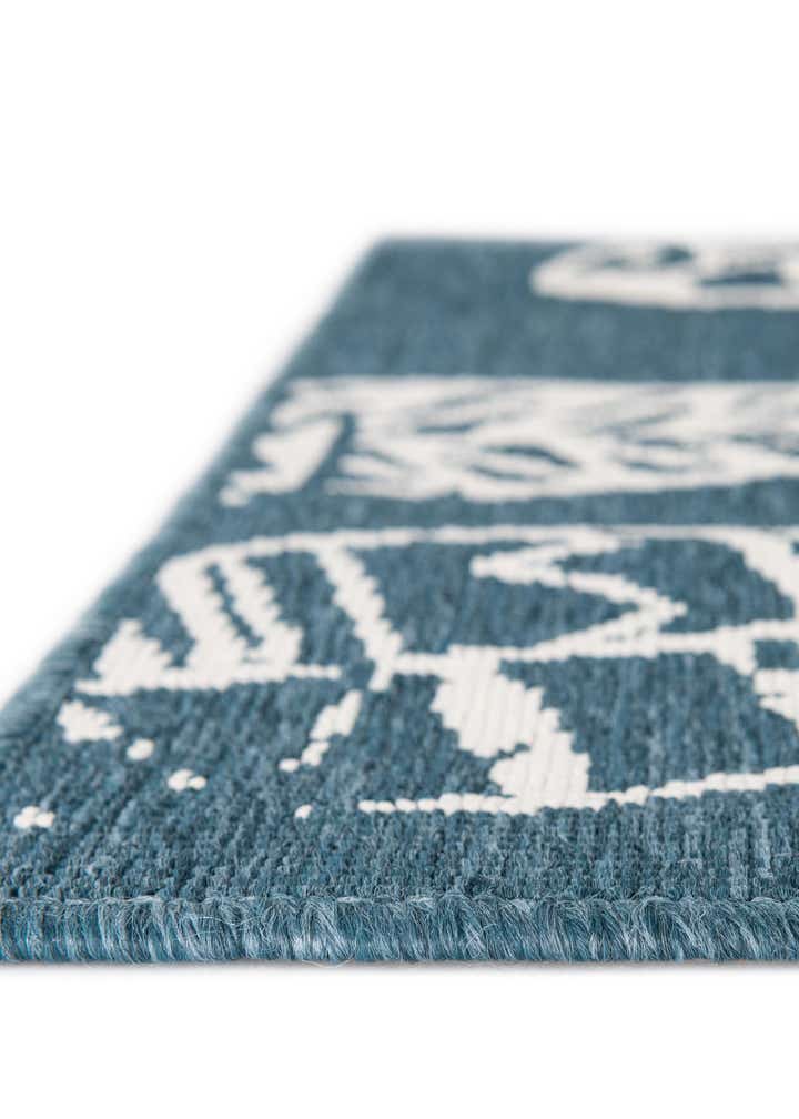4' x 6' Easy-Clean Coastal Indoor / Outdoor Rug
