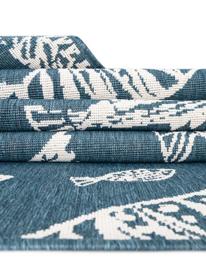 6' x 9' Easy-Clean Coastal Indoor / Outdoor Rug