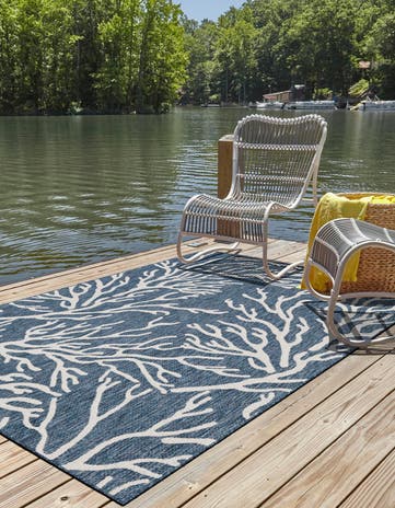 2' x 3' Easy-Clean Coastal Indoor / Outdoor Rug