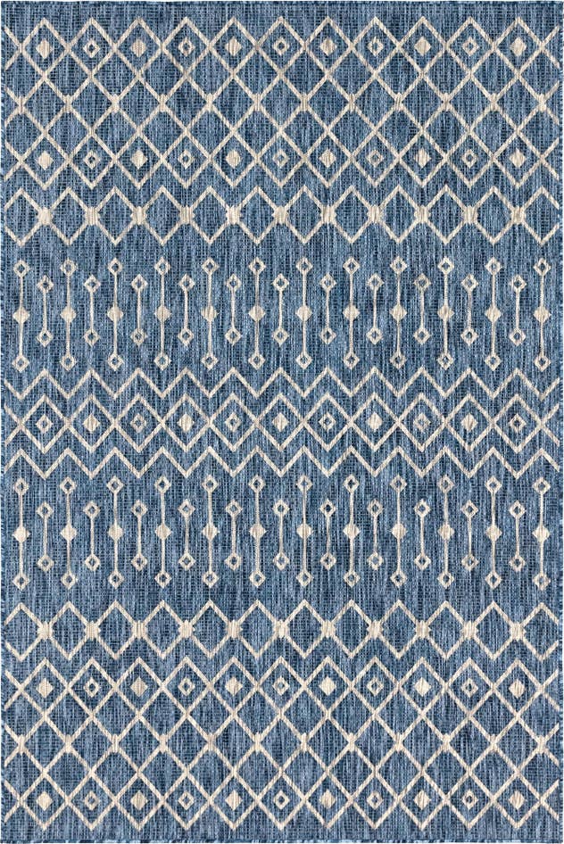 Detail image of 6' x 9' Easy-Clean Lattice Indoor / Outdoor Rug