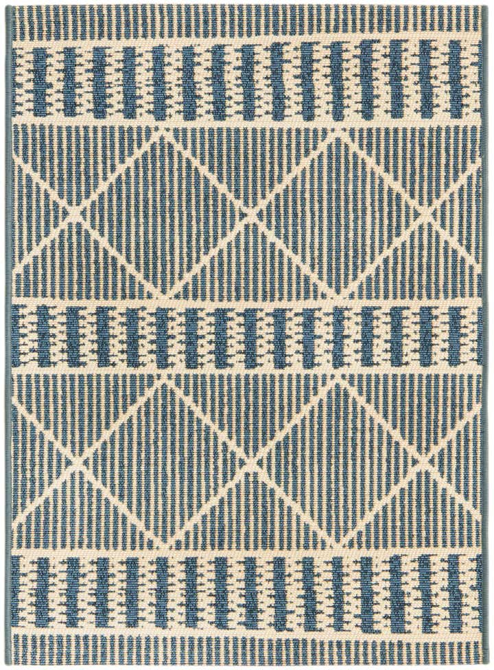 2' x 3' Easy-Clean Lattice Indoor / Outdoor Rug