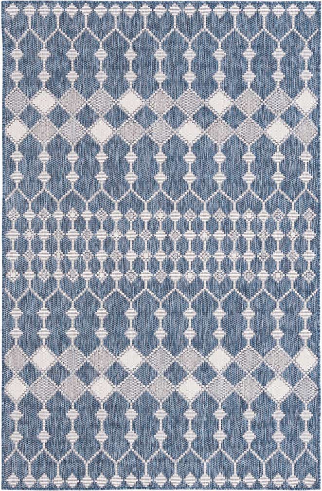 5' 3 x 8' Easy-Clean Lattice Indoor / Outdoor Rug