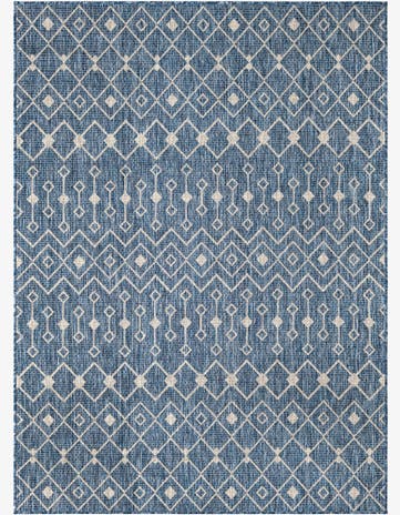 5' 3 x 7' Easy-Clean Lattice Indoor / Outdoor Rug