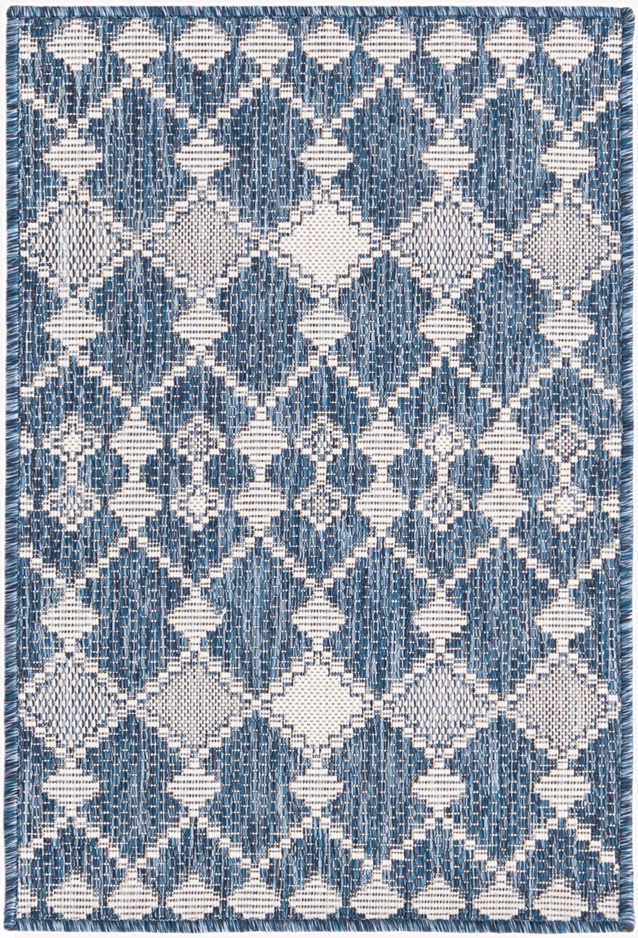 2' x 3' Washable Lattice Indoor / Outdoor Rug