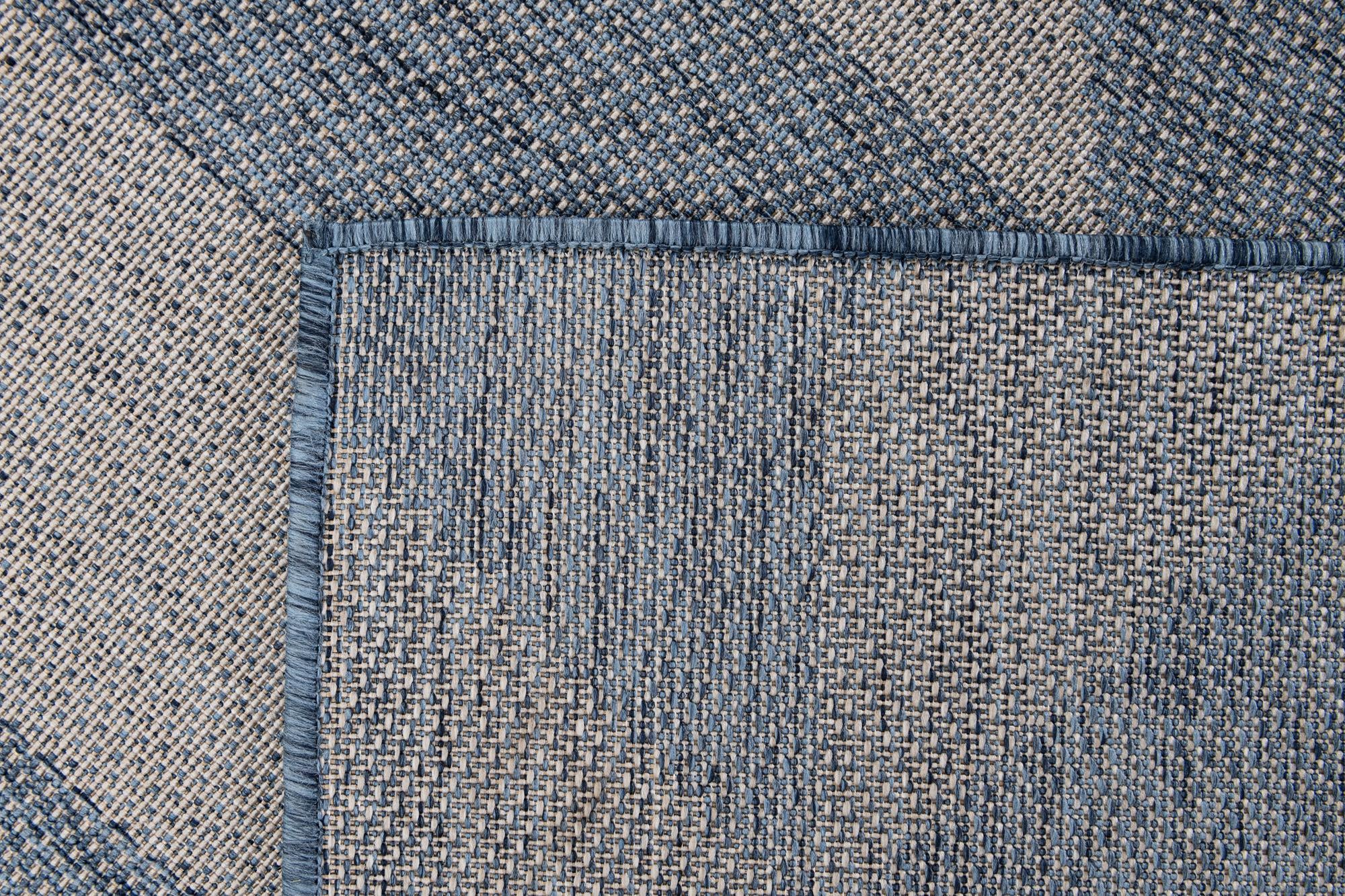 9' 2 x 12' 5 Easy-Clean Modern Indoor / Outdoor Rug