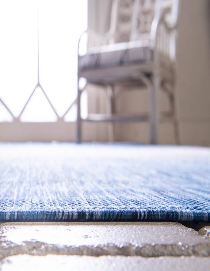 Detail image of 7' 10 x 11'  Washable Modern Indoor / Outdoor Rug