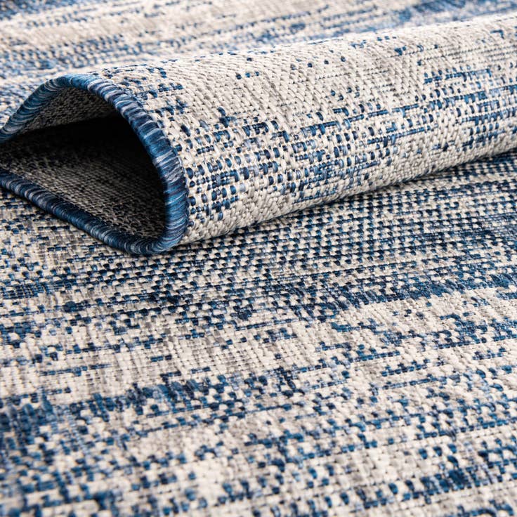 Detail image of 9' x 12' Easy-Clean Modern Indoor / Outdoor Rug