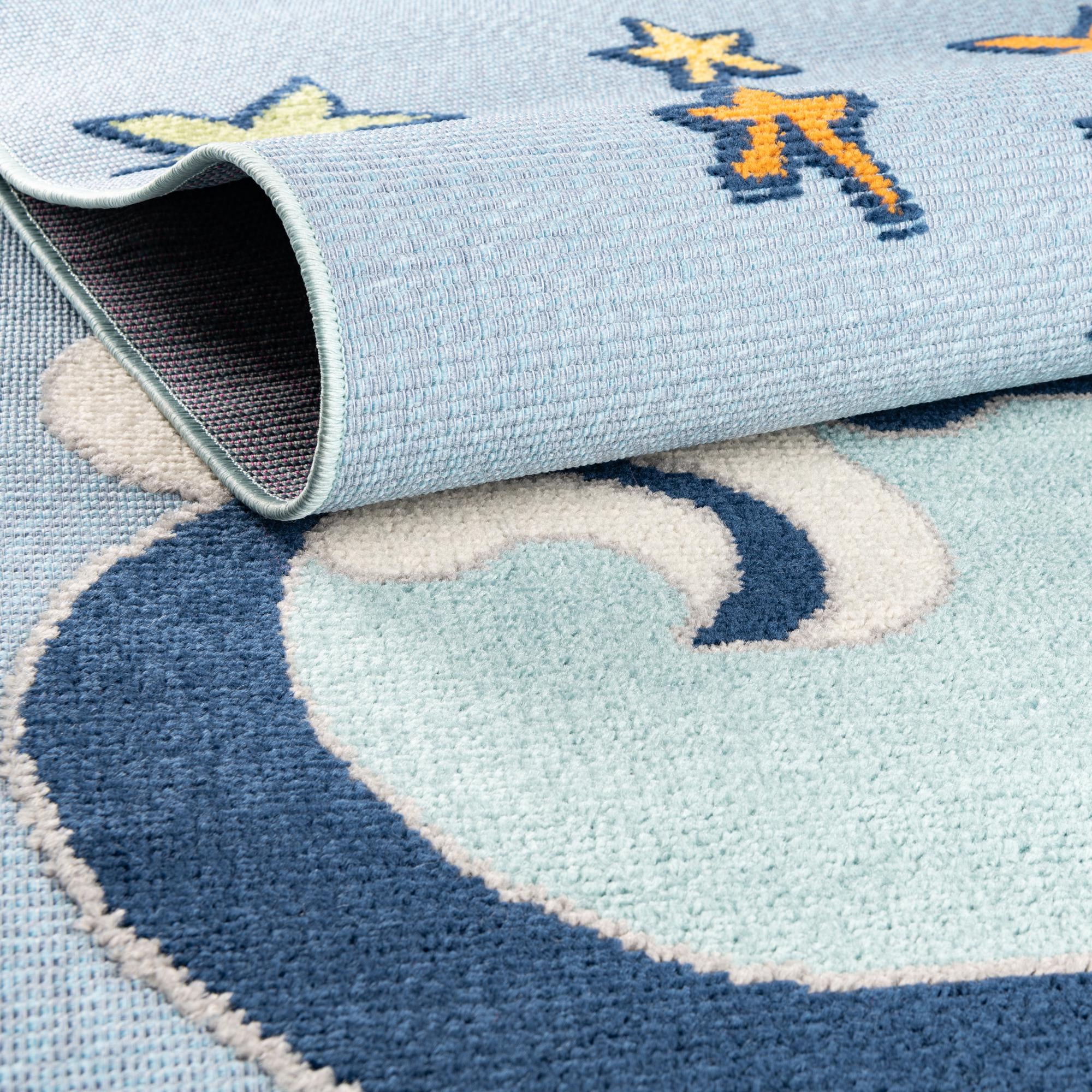 5' 3 x 7' 7 Easy-Clean Indoor / Outdoor Rug