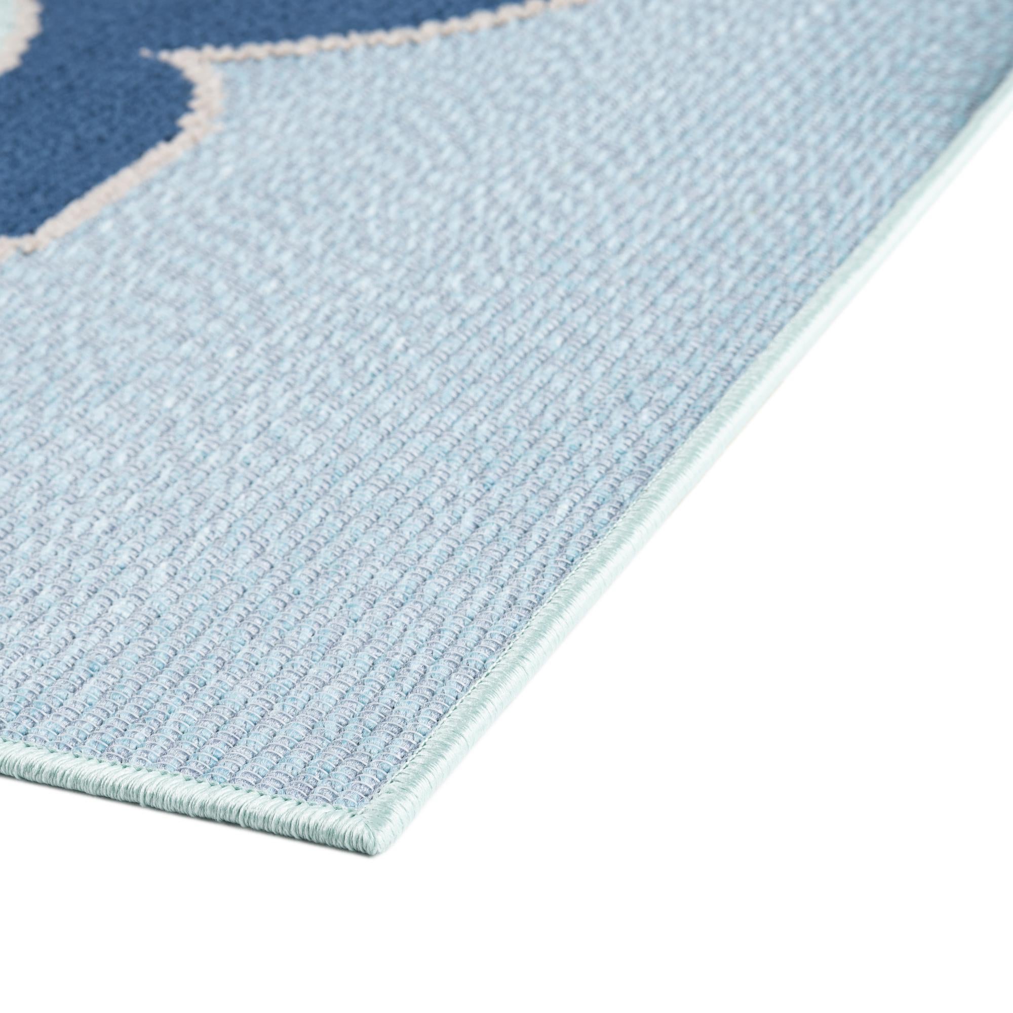 5' 3 x 7' 7 Easy-Clean Indoor / Outdoor Rug