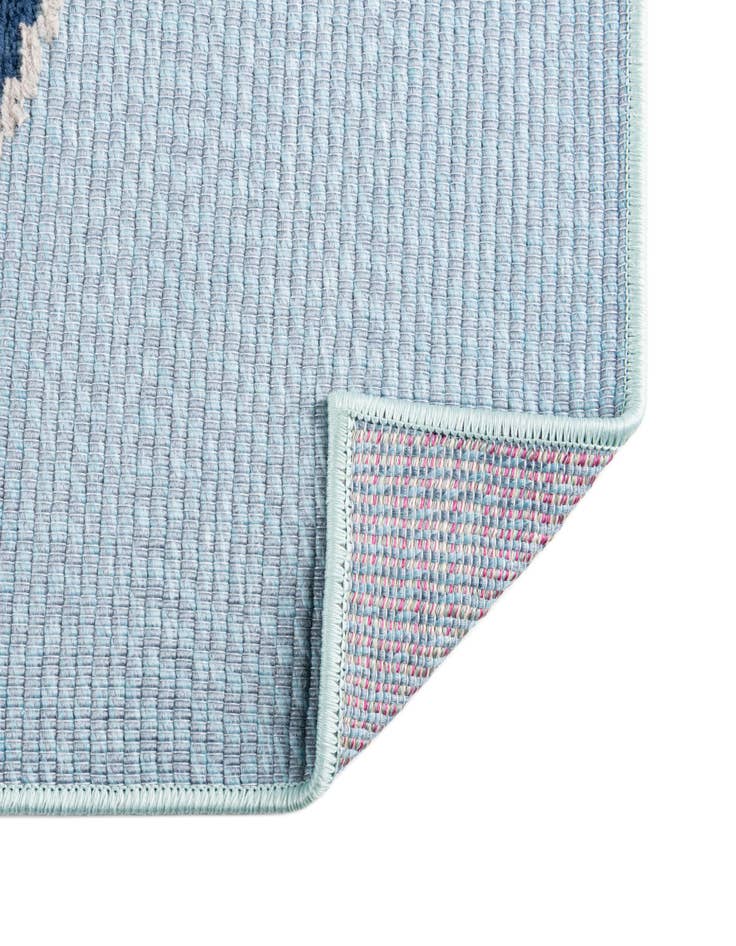 Detail image of 5' 3 x 7' 7  Washable  Indoor / Outdoor Rug