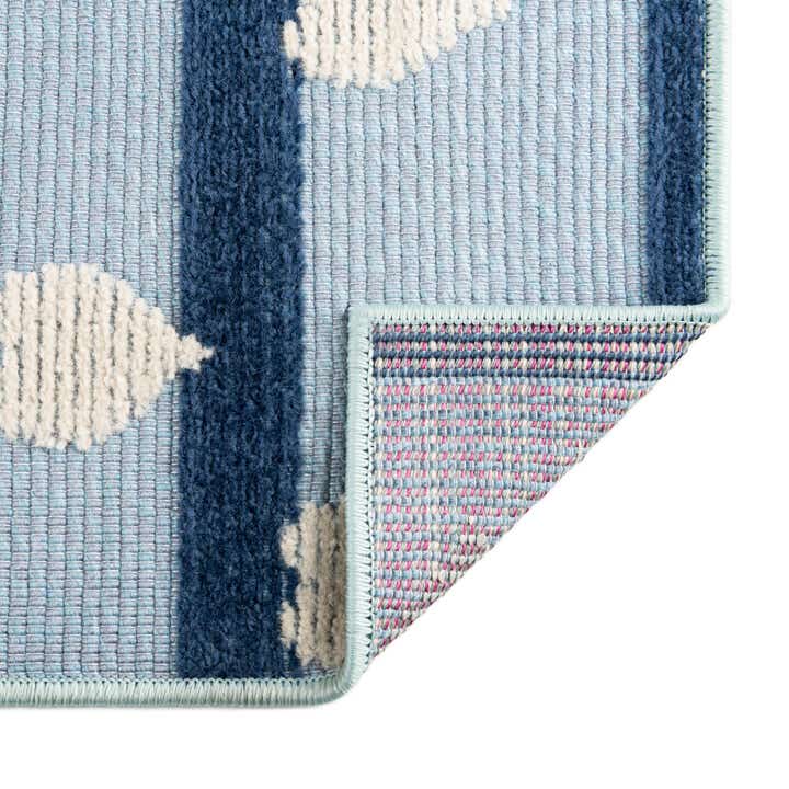 5' 3 x 7' 7 Easy-Clean Indoor / Outdoor Rug