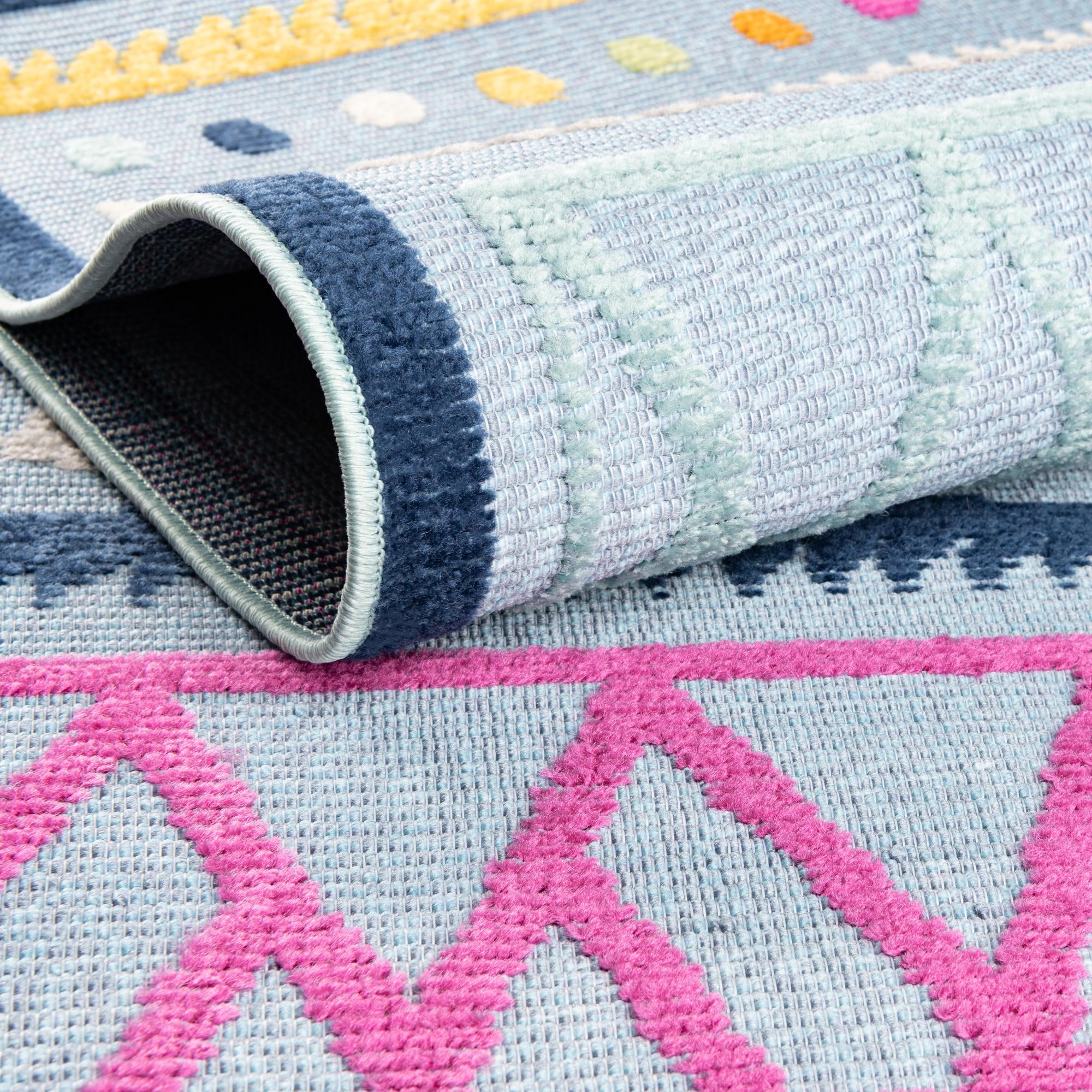 7' 3 x 9' 10 Easy-Clean Indoor / Outdoor Rug
