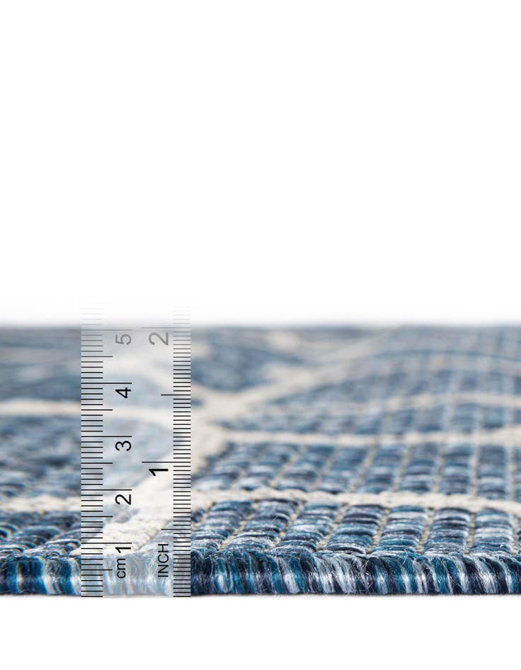 Detail image of 7' x 10'  Washable Safari Indoor / Outdoor Rug