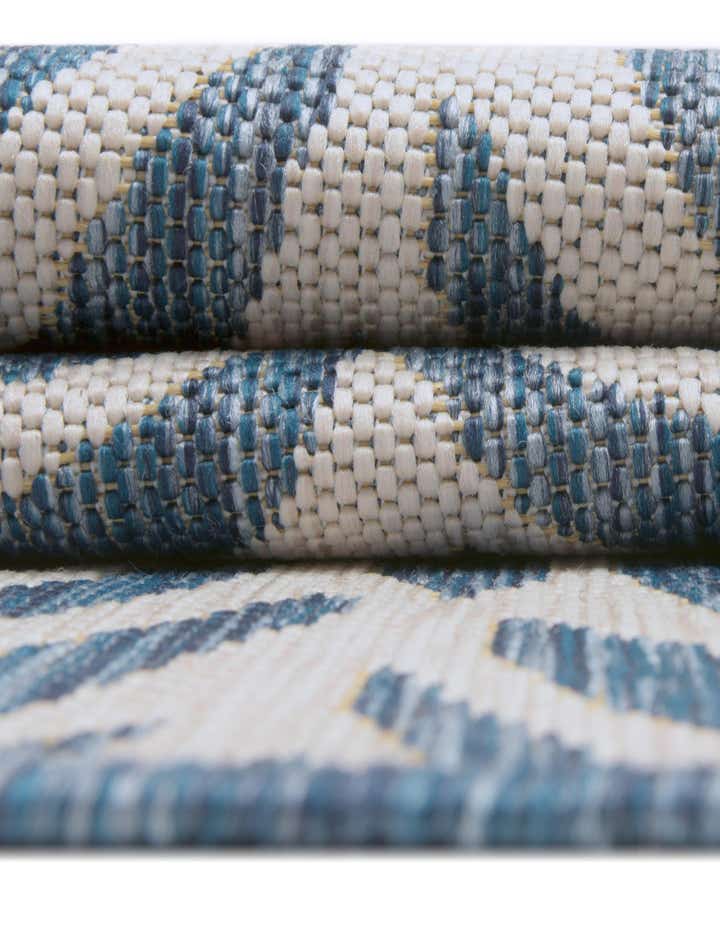 3' x 5' 3 Easy-Clean Safari Indoor / Outdoor Rug