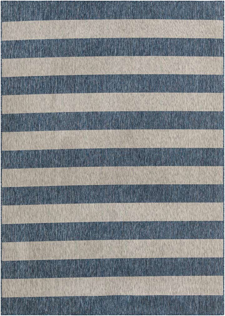 7' 10 x 11' Easy-Clean Striped Indoor / Outdoor Rug