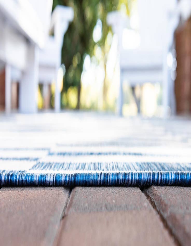 Detail image of 9' x 12'  Washable Striped Indoor / Outdoor Rug
