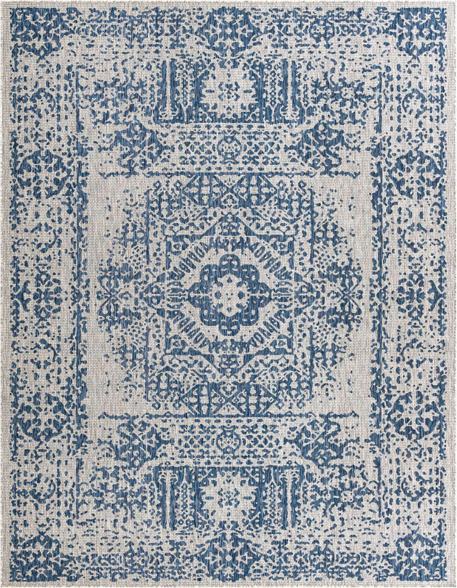 9' x 12' Easy-Clean Traditional Indoor / Outdoor Rug
