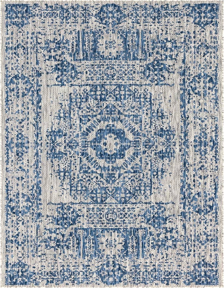 Detail image of 7' x 10' Easy-Clean Traditional Indoor / Outdoor Rug