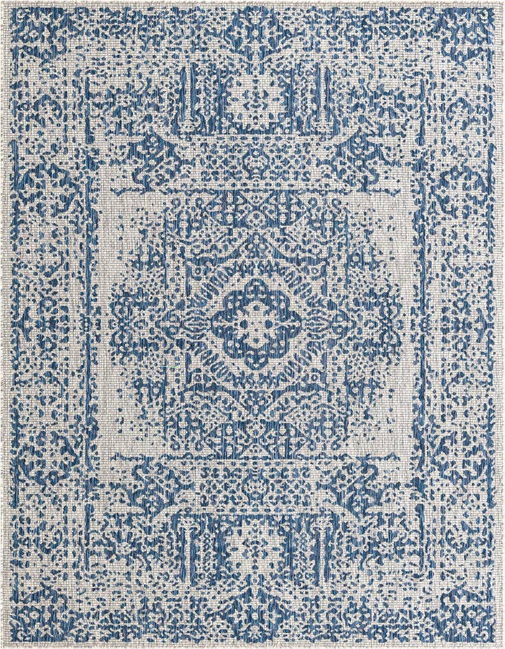 Detail image of 6' x 9' Easy-Clean Traditional Indoor / Outdoor Rug