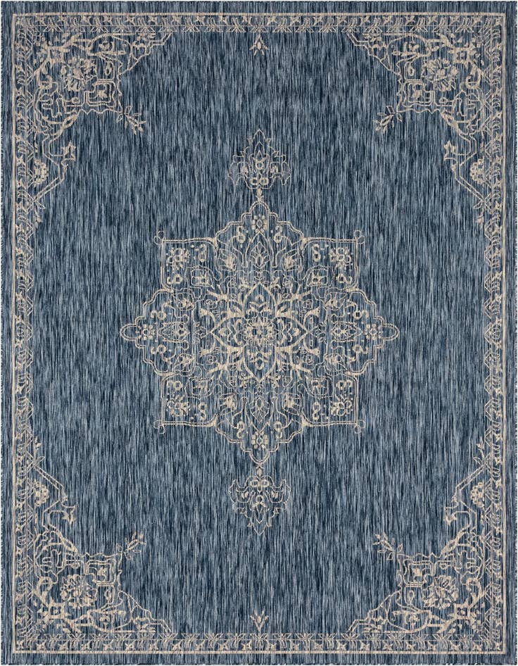 Detail image of 7' 10 x 11' Easy-Clean Traditional Indoor / Outdoor Rug