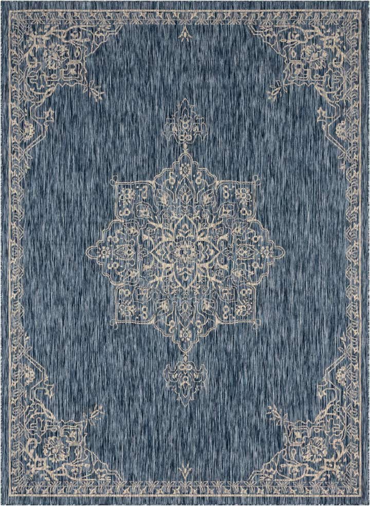 7' 10 x 11' Easy-Clean Traditional Indoor / Outdoor Rug