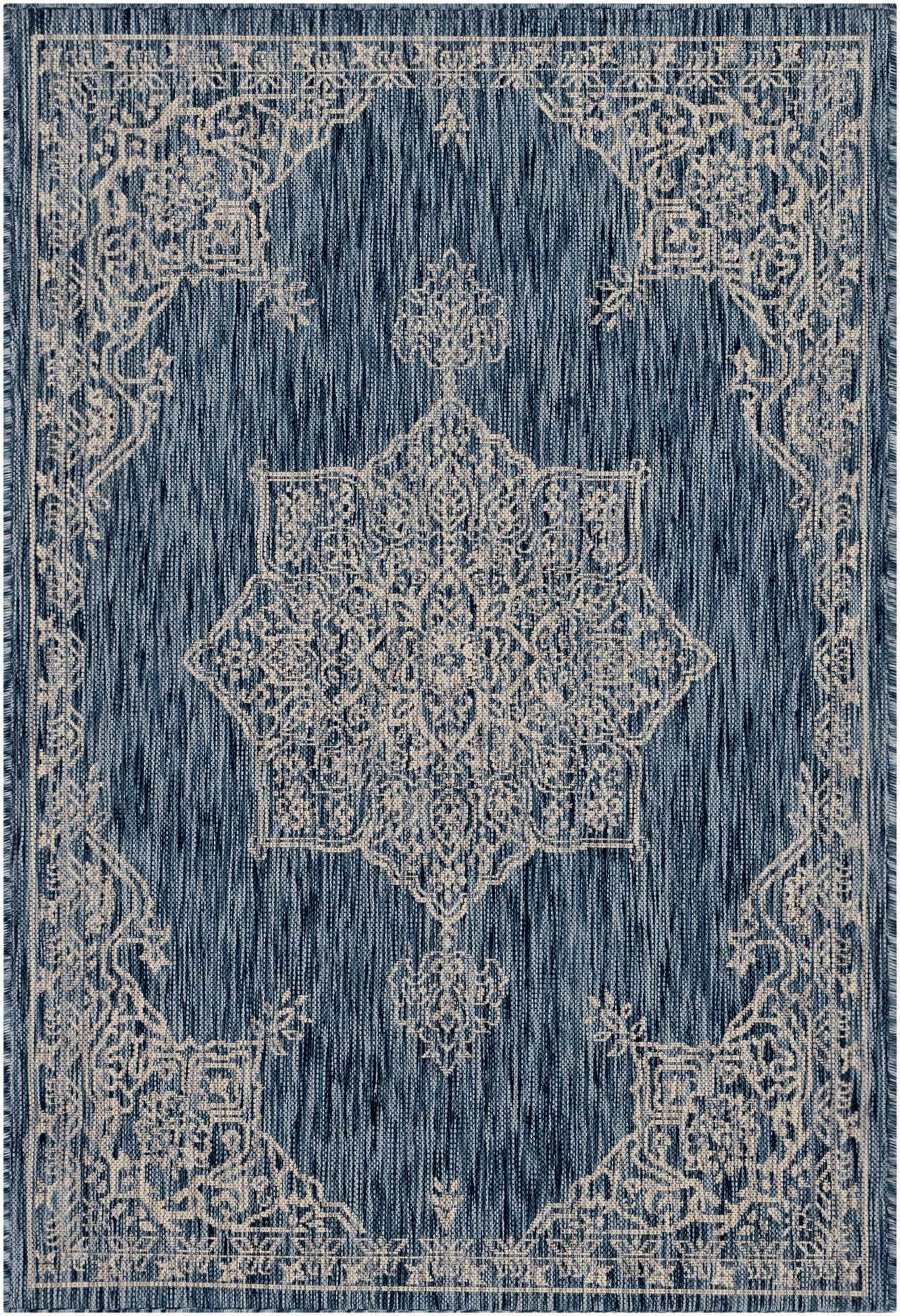 4' x 6' Easy-Clean Traditional Indoor / Outdoor Rug