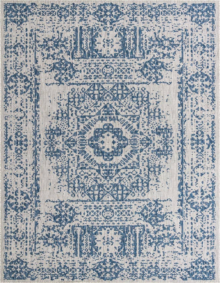 Detail image of 10' x 14' Easy-Clean Traditional Indoor / Outdoor Rug
