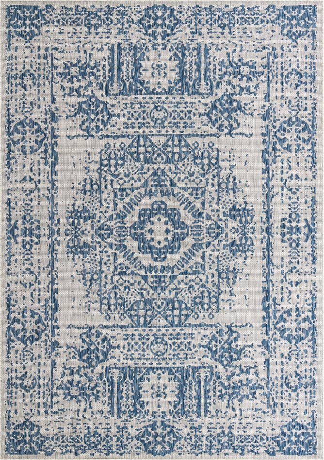 Detail image of 10' x 14' Easy-Clean Traditional Indoor / Outdoor Rug