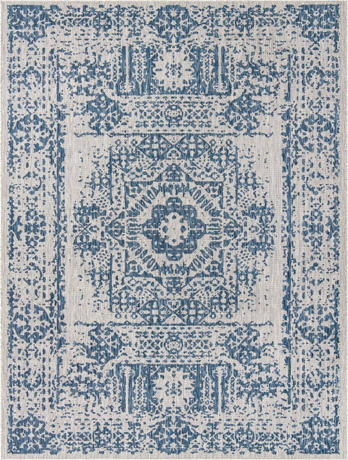 Detail image of 10' x 13' Easy-Clean Traditional Indoor / Outdoor Rug