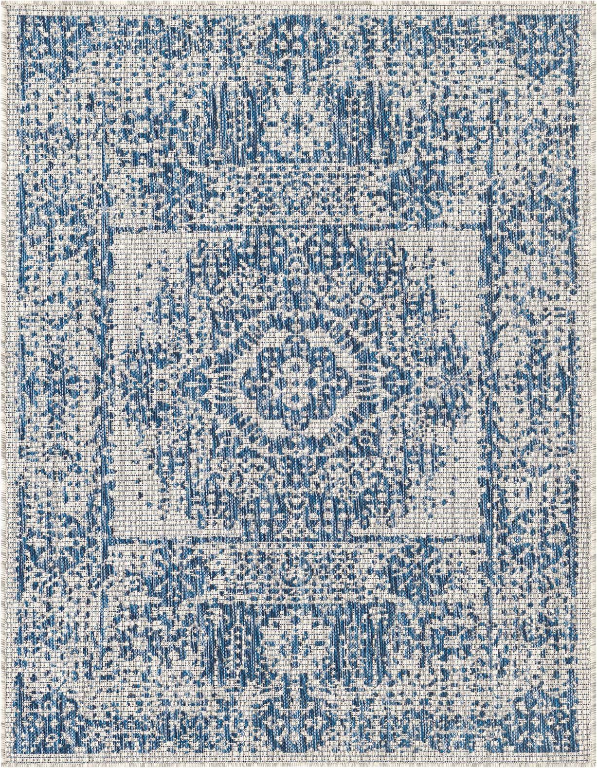 3' x 5' 3 Easy-Clean Traditional Indoor / Outdoor Rug