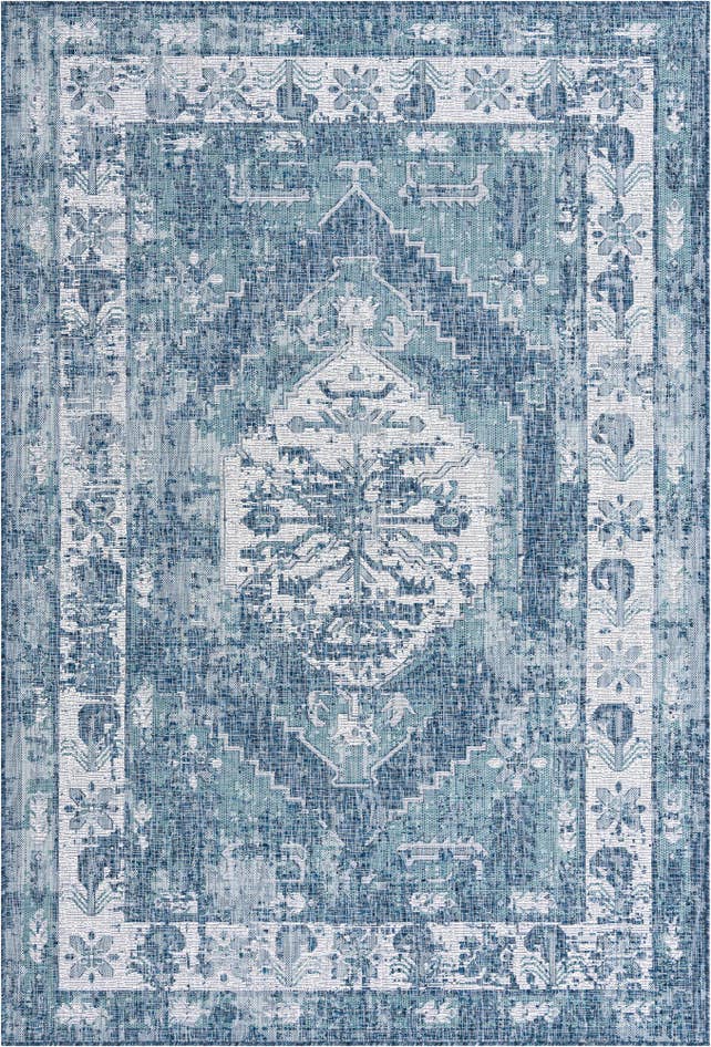 Detail image of 6' x 9' Easy-Clean Traditional Indoor / Outdoor Rug