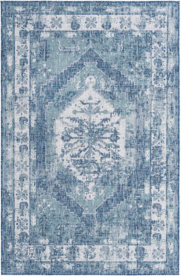 Detail image of 5' 3 x 8' Easy-Clean Traditional Indoor / Outdoor Rug