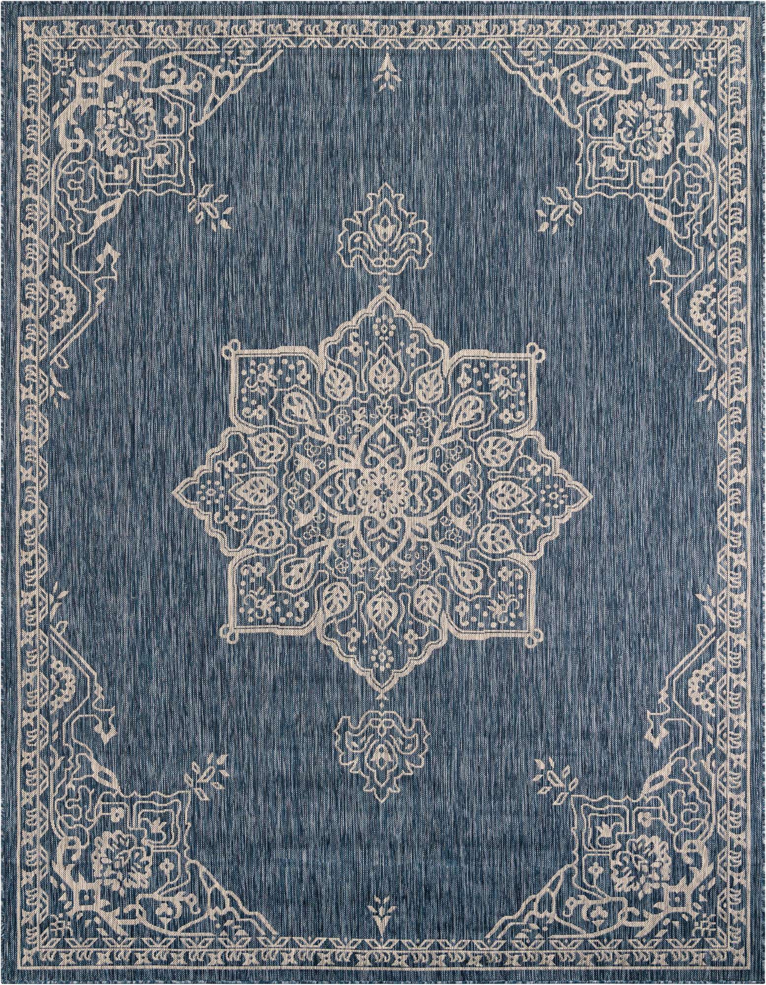 7' 10 x 10' Easy-Clean Traditional Indoor / Outdoor Rug