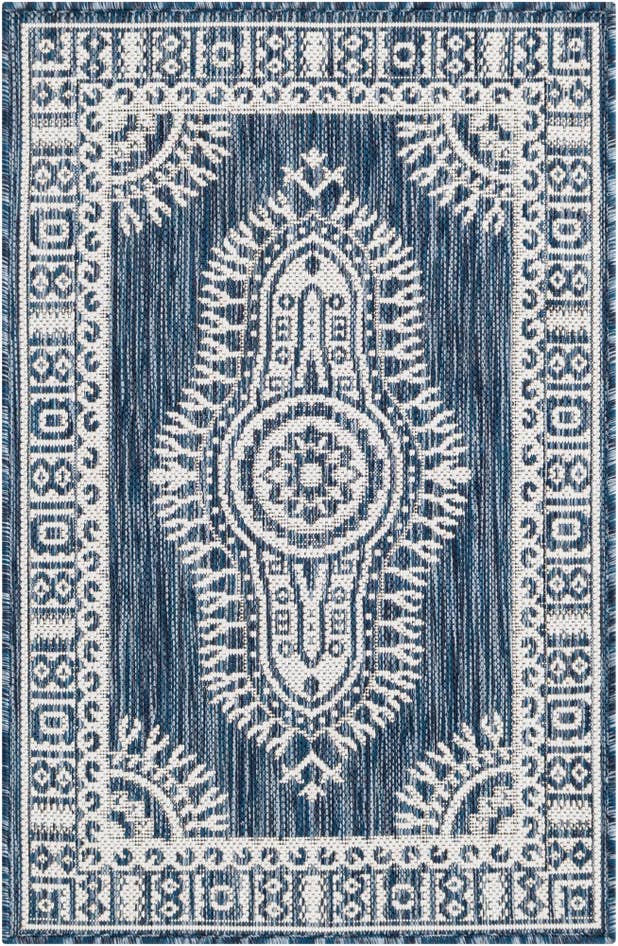Detail image of 2' x 3' Easy-Clean Traditional Indoor / Outdoor Rug