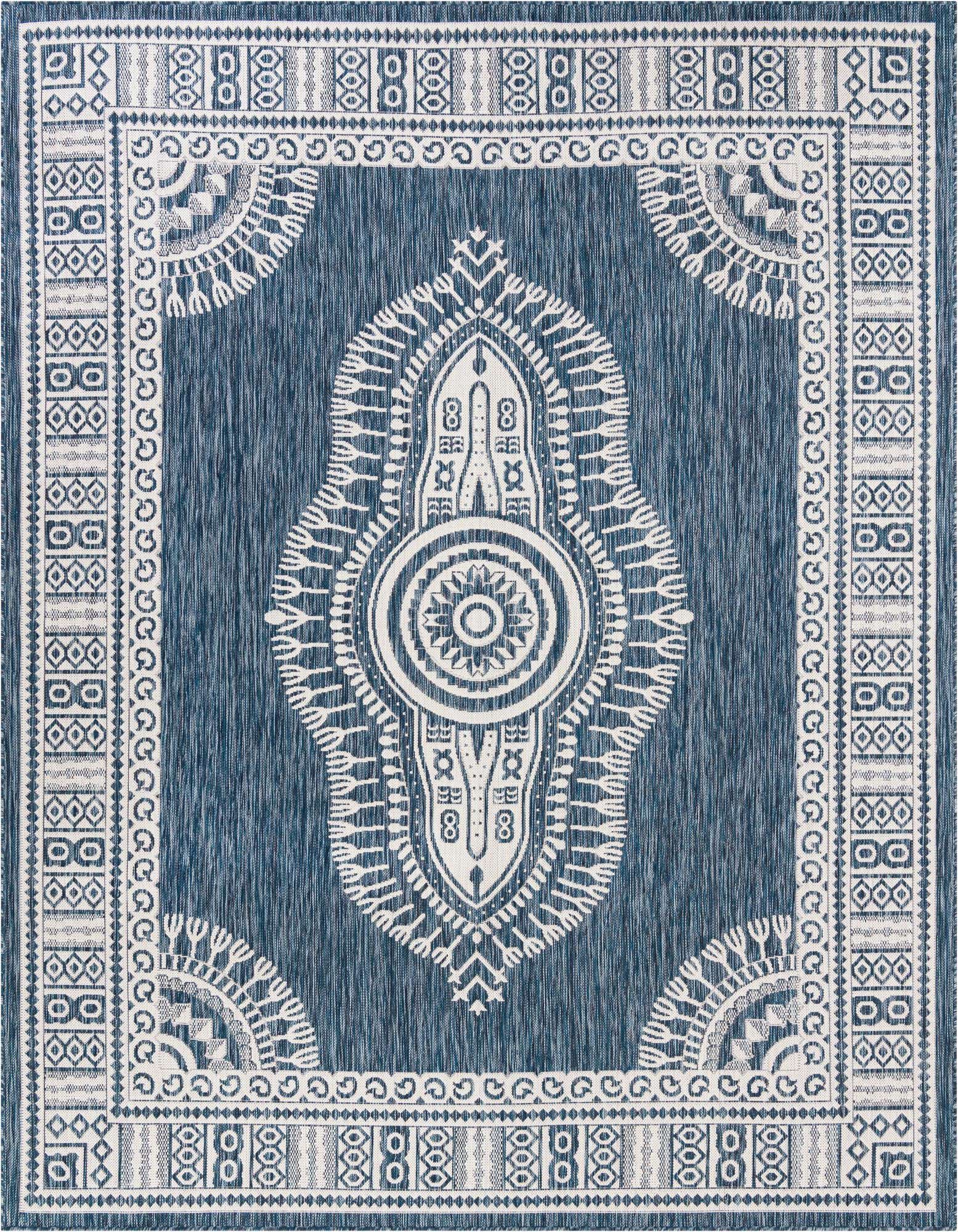 7' 10 x 10' Easy-Clean Traditional Indoor / Outdoor Rug