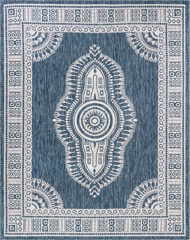 7' 10 x 10' Easy-Clean Traditional Indoor / Outdoor Rug