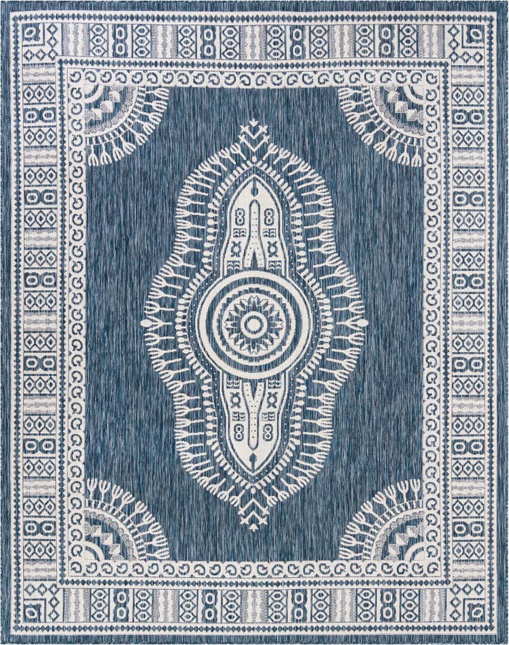 Detail image of 7' 10 x 10' Easy-Clean Traditional Indoor / Outdoor Rug