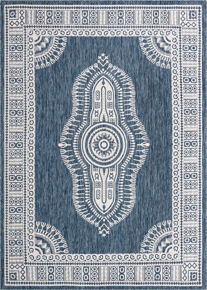 9' x 12' Easy-Clean Traditional Indoor / Outdoor Rug