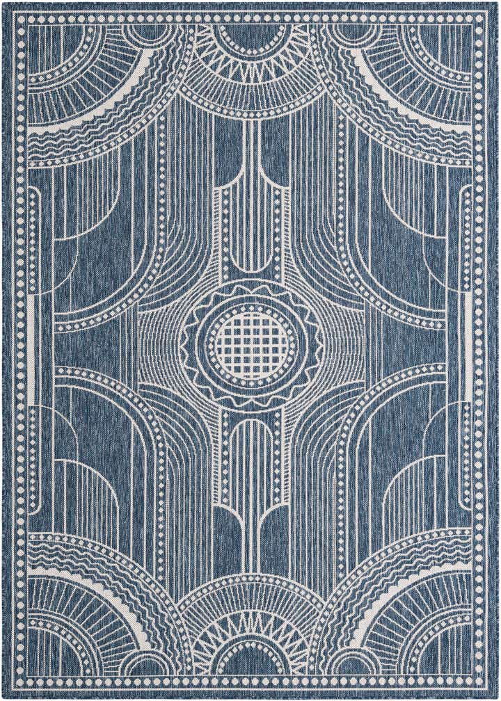 5' 3 x 8' Easy-Clean Traditional Indoor / Outdoor Rug