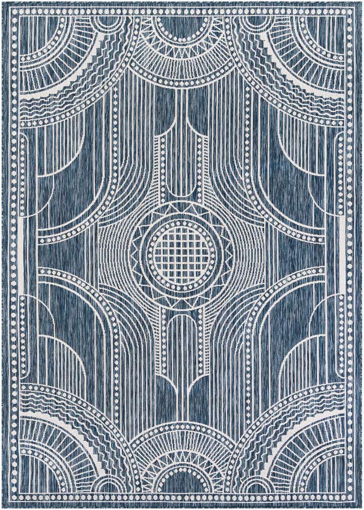 6' x 9' Easy-Clean Traditional Indoor / Outdoor Rug