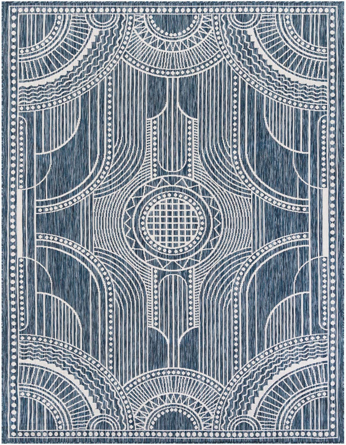 6' x 9' Easy-Clean Traditional Indoor / Outdoor Rug