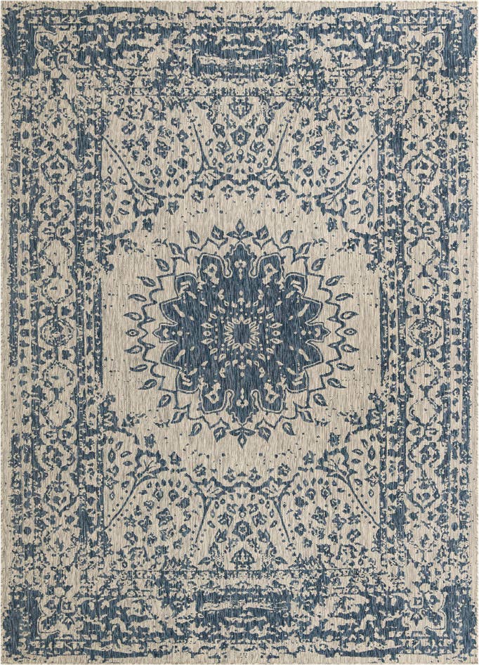 Detail image of 10' x 14' Easy-Clean Traditional Indoor / Outdoor Rug