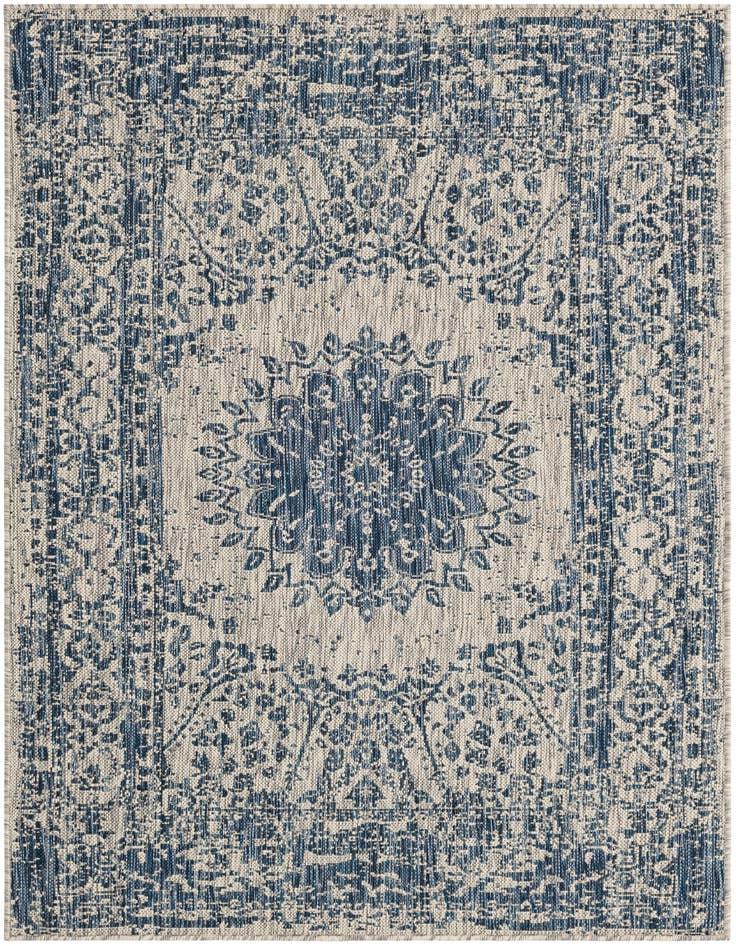 Detail image of 4' x 6' Easy-Clean Traditional Indoor / Outdoor Rug