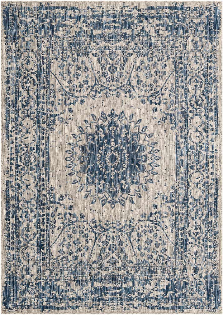 5' 3 x 7' Easy-Clean Traditional Indoor / Outdoor Rug